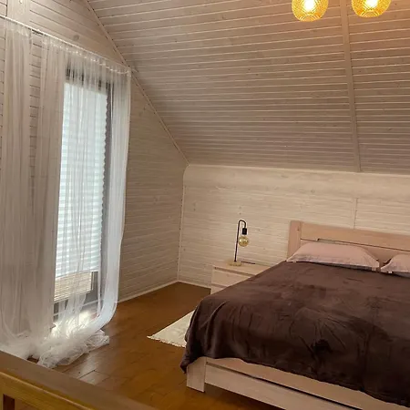 еко будинок Duet Holiday home Maydan